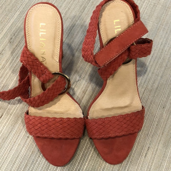 Heels - Picture 2 of 5